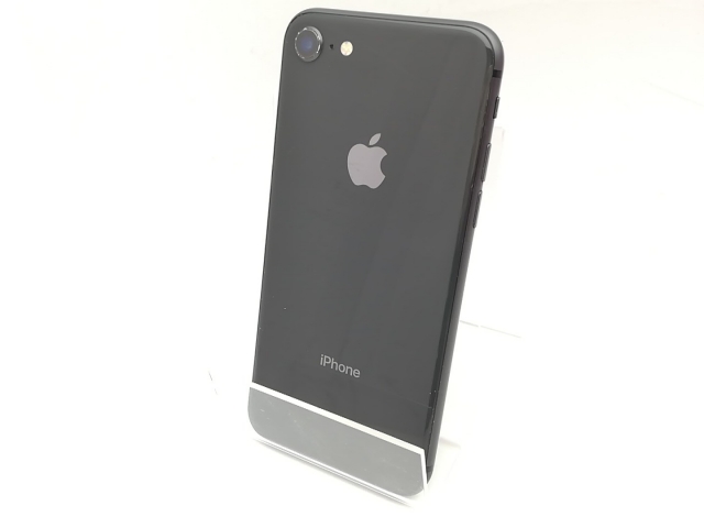【中古】Apple au 【SIMロック解除済み】 iPhone 8 64GB スペースグレイ MQ782J/A【熊本】保証期間１ヶ月【ランクB】