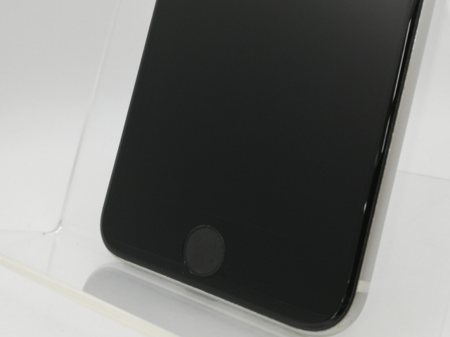 【中古】Apple au 【SIMロック解除済み】 iPhone SE（第2世代） 64GB ホワイト MHGQ3J/A（後期型番）【新橋烏森通り】保証期間１ヶ月【ランクB】