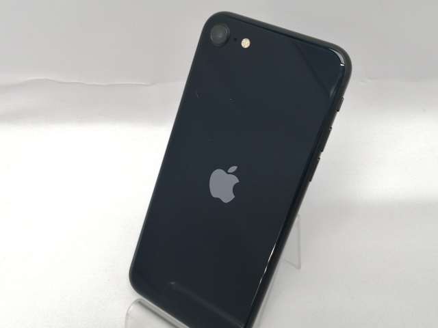 【中古】Apple au 【SIMフリー】 iPhone SE（第3世代） 64GB ミッドナイト MMYC3J/A【川越クレアモール】保証期間１ヶ月【ランクC】