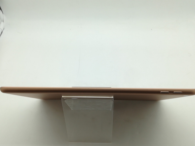 【中古】Apple 【Wi-Fi】 iPad（第6世代/2018） 32GB ゴールド MRJN2J/A【大須アメ横】保証期間１ヶ月【ランクC】_3
