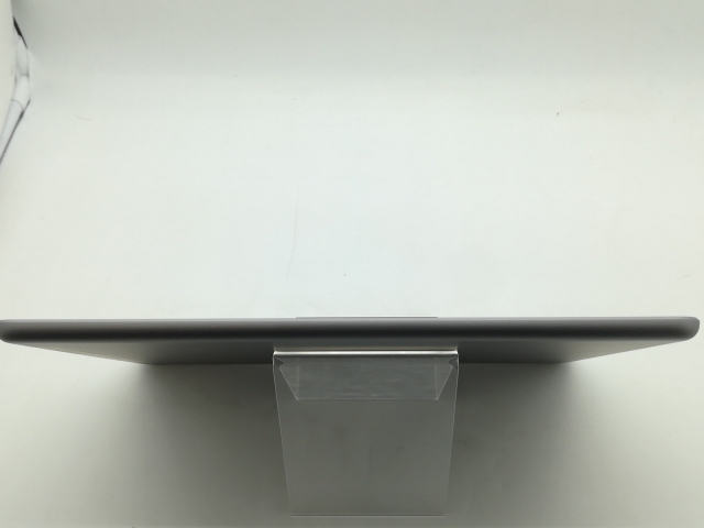 【中古】Apple au 【SIMロック解除済み】 iPad（第5世代/2017） 32GB スペースグレイ MP1J2J/A【OSU301】保証期間１ヶ月【ランクA】_5