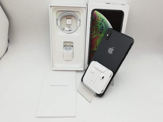 中古】Apple docomo 【SIMロック解除済み】 iPhone XS Max 64GB 