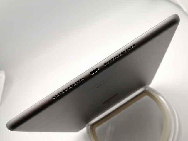 【中古】Apple 【Wi-Fi】 iPad（第6世代/2018） 32GB スペースグレイ MR7F2J/A【ECセンター】保証期間１ヶ月【ランクB】_4