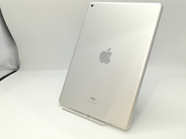 中古】Apple 【Wi-Fi】 iPad（第8世代/2020） 32GB シルバー MYLA2J/A