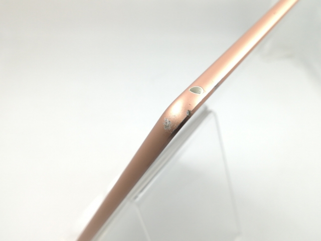 【中古】Apple 【Wi-Fi】 iPad（第6世代/2018） 32GB ゴールド MRJN2J/A【千葉】保証期間１ヶ月【ランクC】_7
