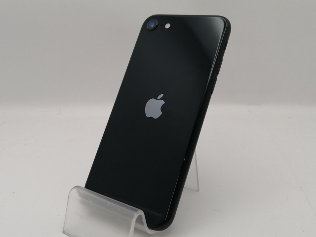 【中古】Apple au 【SIMフリー】 iPhone SE（第3世代） 64GB ミッドナイト MMYC3J/A【新宿東口】保証期間１ヶ月【ランクC】
