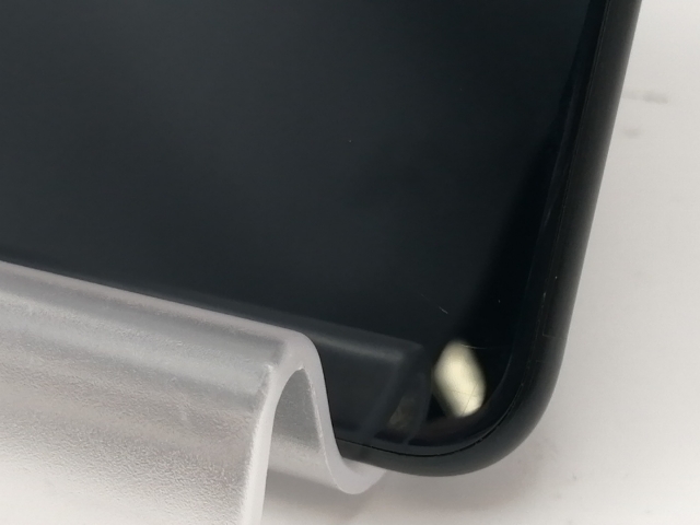 【中古】Apple au 【SIMフリー】 iPhone SE（第3世代） 64GB ミッドナイト MMYC3J/A【新宿東口】保証期間１ヶ月【ランクC】_8