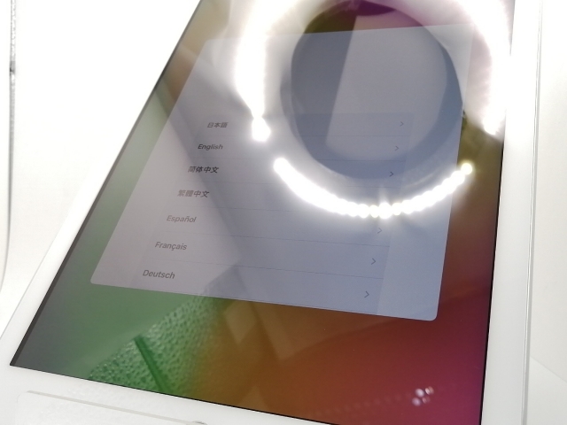 【中古】Apple 【Wi-Fi】 iPad（第6世代/2018） 32GB シルバー MR7G2J/A【川崎駅前】保証期間１ヶ月【ランクB】_1