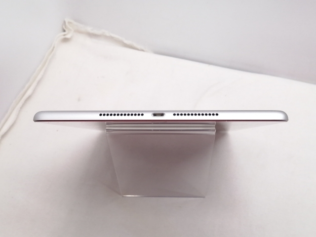【中古】Apple 【Wi-Fi】 iPad（第6世代/2018） 32GB シルバー MR7G2J/A【仙台駅東口】保証期間１ヶ月【ランクC】_3