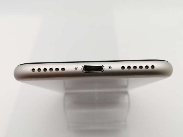 【中古】Apple au 【SIMフリー】 iPhone SE（第3世代） 128GB スターライト MMYG3J/A【津田沼】保証期間１ヶ月【ランクB】_2