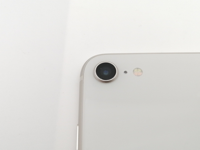 【中古】Apple au 【SIMフリー】 iPhone SE（第3世代） 128GB スターライト MMYG3J/A【津田沼】保証期間１ヶ月【ランクB】_6