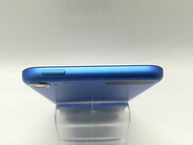 中古】Apple iPod touch 32GB ブルー MVHU2J/A (2019/第7世代)【秋葉4