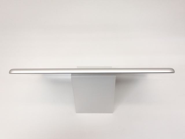 【中古】Apple au 【SIMロック解除済み】 iPad（第6世代/2018） 32GB シルバー MR6P2J/A【戸塚】保証期間１ヶ月【ランクC】_3