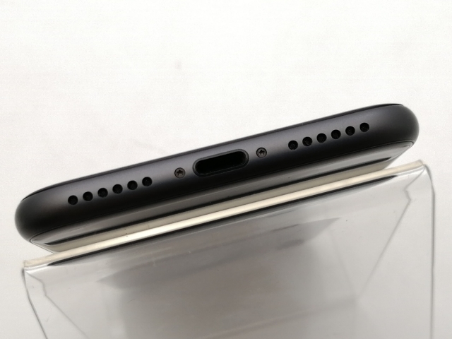 【中古】Apple docomo 【SIMロック解除済み】 iPhone 8 64GB スペースグレイ MQ782J/A【大須2】保証期間１ヶ月【ランクB】_3