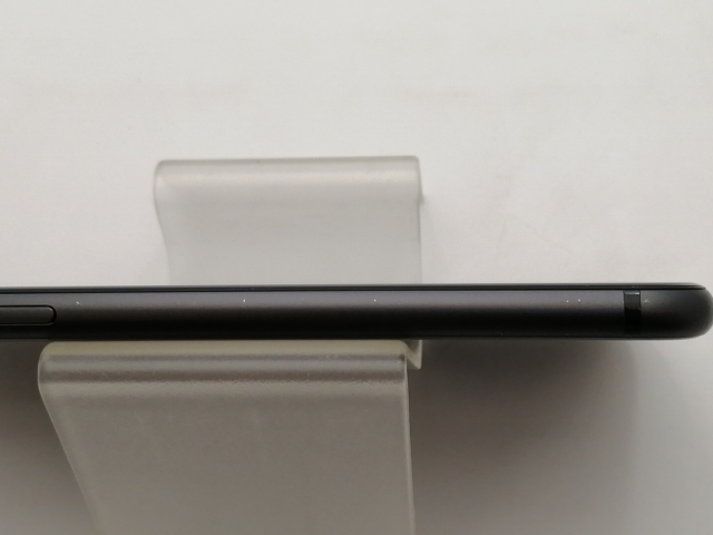 【中古】Apple docomo 【SIMロック解除済み】 iPhone 8 64GB スペースグレイ MQ782J/A【大須2】保証期間１ヶ月【ランクB】_8