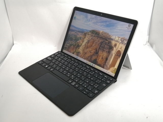 【中古】Microsoft Surface Go3 【Pentium Gold 6500Y 4G 64G】 8V7-00015【新宿】保証期間１ヶ月【ランクC】