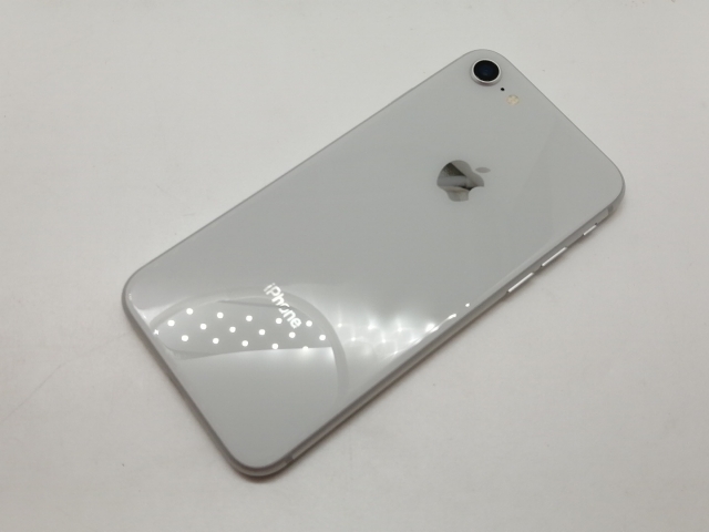 新品未使用！iPhone8 64GBシルバーシムロック解除済み 中古】Apple au 