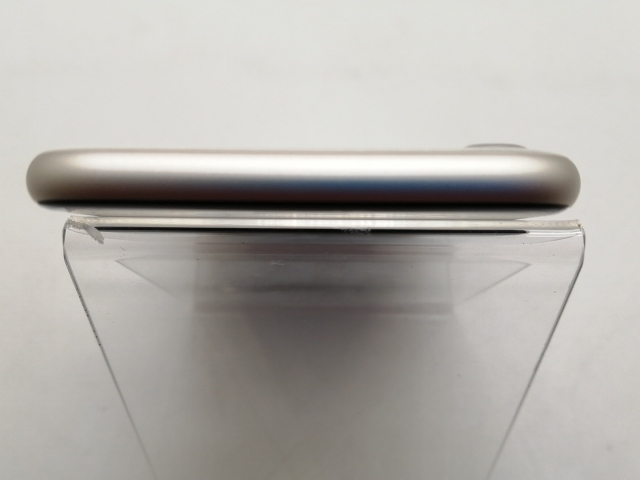 【中古】Apple au 【SIMフリー】 iPhone SE（第3世代） 64GB スターライト MMYD3J/A【宇田川】保証期間１ヶ月【ランクA】_2