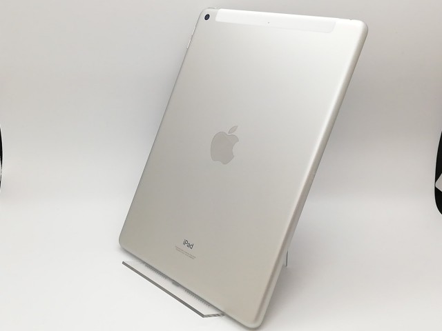 【中古】Apple docomo 【SIMフリー】 iPad（第9世代） Cellular 256GB シルバー MK4H3J/A【ECセンター】保証期間１ヶ月【ランクB】