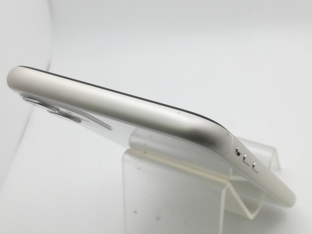 【中古】Apple docomo 【SIMロック解除済み】 iPhone 11 64GB ホワイト MHDC3J/A（後期型番）【新橋烏森通り】保証期間１ヶ月【ランクB】_2