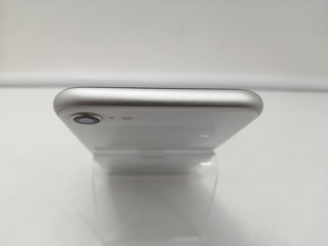 【中古】Apple au 【SIMロック解除済み】 iPhone SE（第2世代） 64GB ホワイト MHGQ3J/A（後期型番）【札幌】保証期間１ヶ月【ランクC】_2