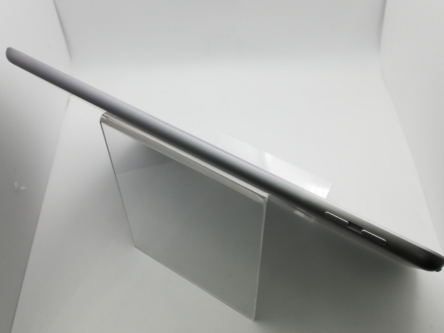 【中古】Apple 【Wi-Fi】 iPad（第6世代/2018） 32GB スペースグレイ MR7F2J/A【新橋烏森通り】保証期間１ヶ月【ランクC】_3