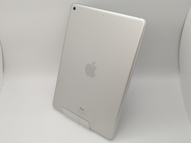 【中古】Apple 【Wi-Fi】 iPad（第8世代/2020） 32GB シルバー MYLA2J/A【三宮センター】保証期間１ヶ月【ランクB】