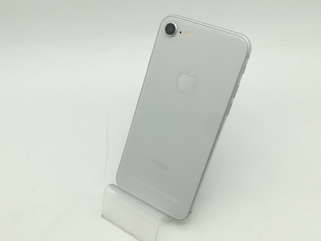 【中古】Apple au 【SIMロック解除済み】 iPhone 8 64GB シルバー MQ792J/A【OSU301】保証期間１ヶ月【ランクC】