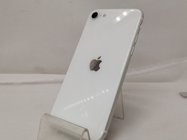 【中古】Apple au 【SIMロック解除済み】 iPhone SE（第2世代） 64GB ホワイト MHGQ3J/A（後期型番）【仙台イービーンズ】保証期間１ヶ月