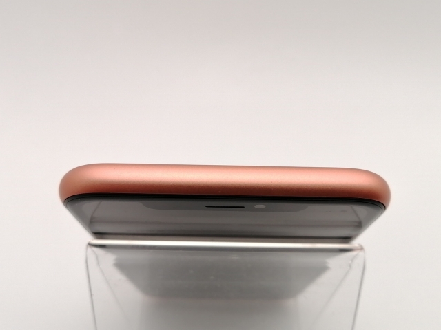 【中古】Apple docomo 【SIMロック解除済み】 iPhone XR 64GB コーラル MT0A2J/A【神保町】保証期間１ヶ月【ランクA】