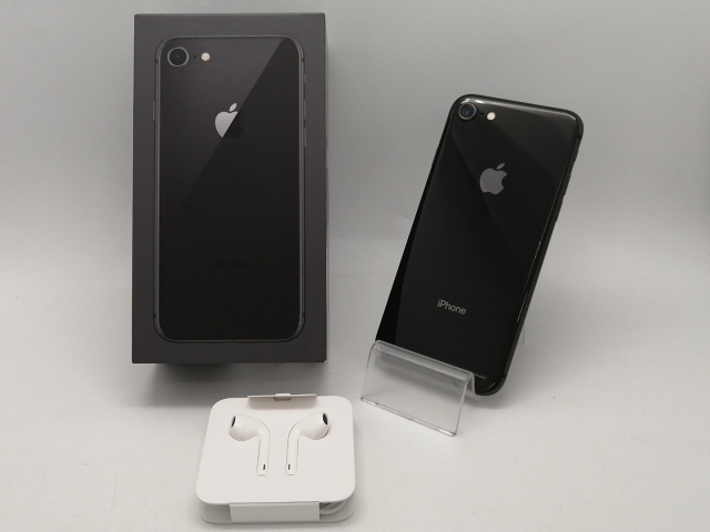iPhone8 　バッテリー100％　SIMロック解除済64ＧBスペースグレー iPhone 8 64GB SiMロック解除済み バッテリー100% スペースグレー