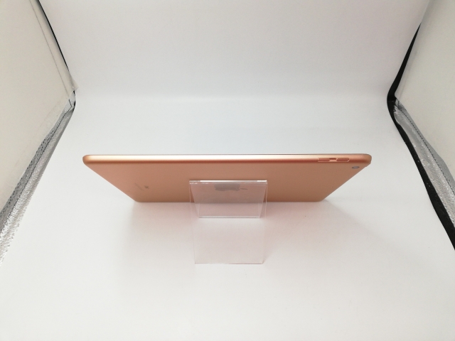 【中古】Apple 【Wi-Fi】 iPad（第6世代/2018） 32GB ゴールド MRJN2J/A【福岡天神】保証期間１ヶ月【ランクC】_3