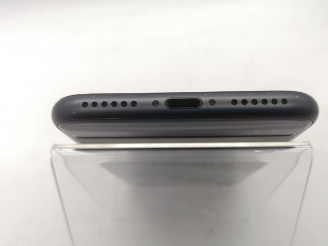【中古】Apple au 【SIMロック解除済み】 iPhone 8 64GB スペースグレイ MQ782J/A【熊本】保証期間１ヶ月【ランクB】_3
