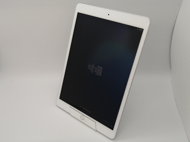 中古】Apple 【Wi-Fi】 iPad（第8世代/2020） 32GB シルバー MYLA2J/A