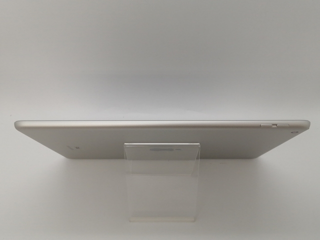 中古】Apple 【Wi-Fi】 iPad（第8世代/2020） 32GB シルバー MYLA2J/A