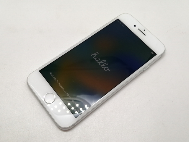 【中古】Apple au 【SIMロック解除済み】 iPhone 8 64GB シルバー MQ792J/A【池袋東口】保証期間１ヶ月【ランクC】_1