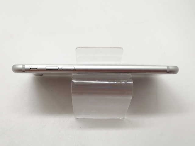 【中古】Apple au 【SIMロック解除済み】 iPhone 8 64GB シルバー MQ792J/A【池袋東口】保証期間１ヶ月【ランクC】_5