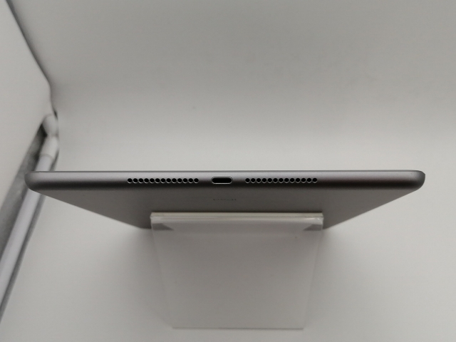 【中古】Apple 【Wi-Fi】 iPad（第6世代/2018） 32GB スペースグレイ MR7F2J/A【なんば】保証期間１ヶ月【ランクB】_4
