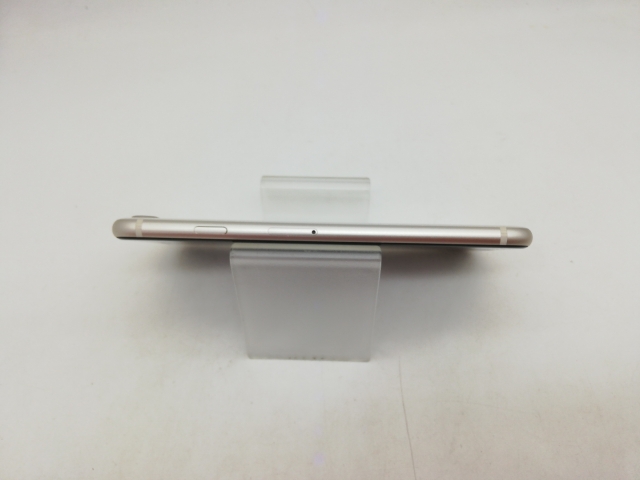【中古】Apple au 【SIMフリー】 iPhone SE（第3世代） 64GB スターライト MMYD3J/A【秋葉本店】保証期間１ヶ月【ランクC】_3