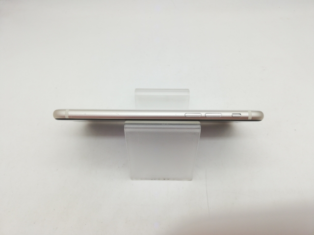 【中古】Apple au 【SIMフリー】 iPhone SE（第3世代） 64GB スターライト MMYD3J/A【秋葉本店】保証期間１ヶ月【ランクC】_5