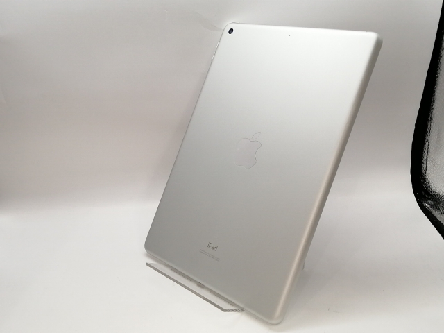 中古)Apple iPad Air 2 128GB シルバー MGTY2J/A Wi-Fi(262-ud)