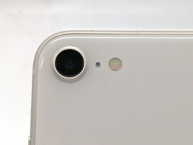 【中古】Apple au 【SIMフリー】 iPhone SE（第3世代） 128GB スターライト MMYG3J/A【アリオ倉敷】保証期間１ヶ月【ランクA】_2