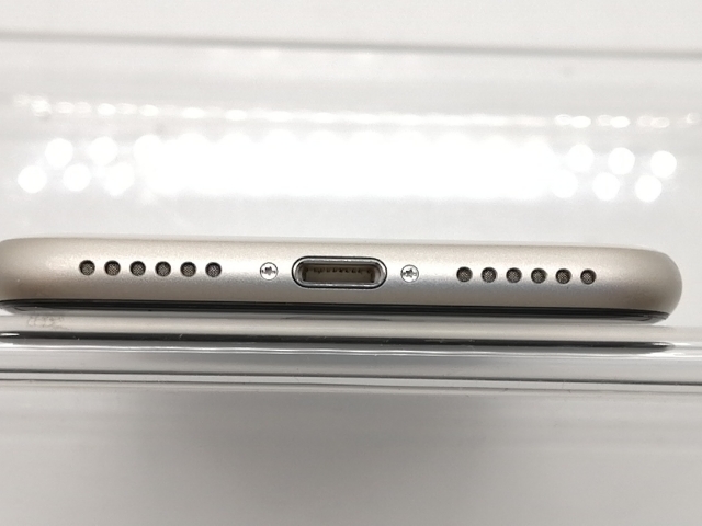 【中古】Apple au 【SIMフリー】 iPhone SE（第3世代） 128GB スターライト MMYG3J/A【アリオ倉敷】保証期間１ヶ月【ランクA】_4