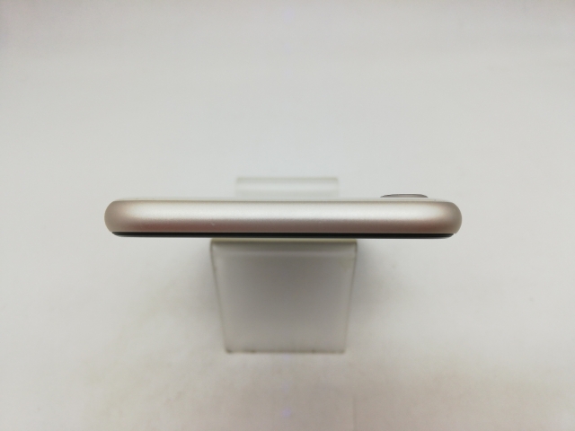 【中古】Apple au 【SIMフリー】 iPhone SE（第3世代） 64GB スターライト MMYD3J/A【秋葉本店】保証期間１ヶ月【ランクC】_2