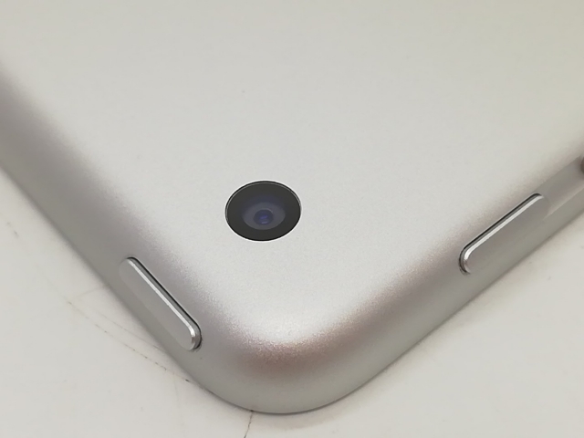 【中古】Apple 【Wi-Fi】 iPad（第6世代/2018） 32GB シルバー MR7G2J/A【福岡天神】保証期間１ヶ月【ランクC】_7