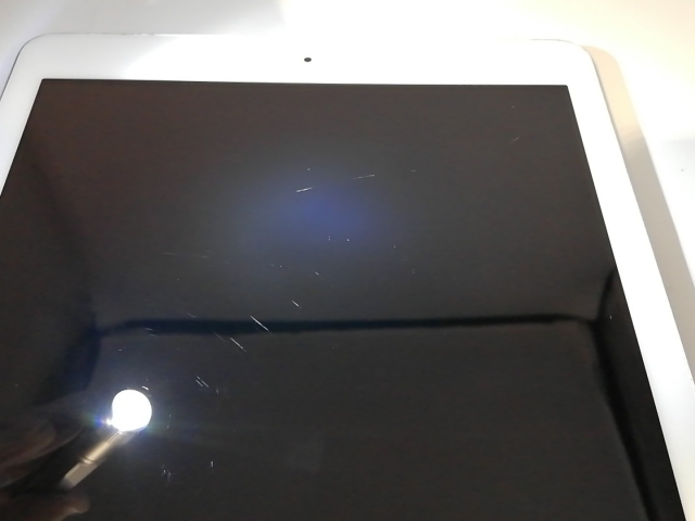 【中古】Apple 【Wi-Fi】 iPad（第6世代/2018） 32GB シルバー MR7G2J/A【高崎モントレー】保証期間１ヶ月【ランクC】_7