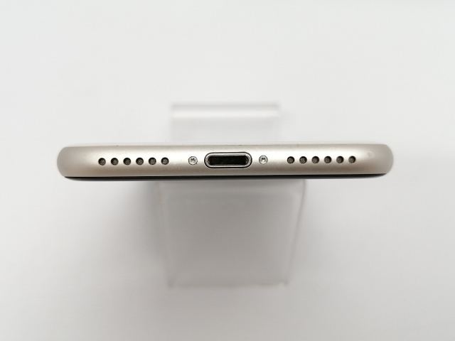 【中古】Apple au 【SIMフリー】 iPhone SE（第3世代） 64GB スターライト MMYD3J/A【川越クレアモール】保証期間１ヶ月【ランクB】_3
