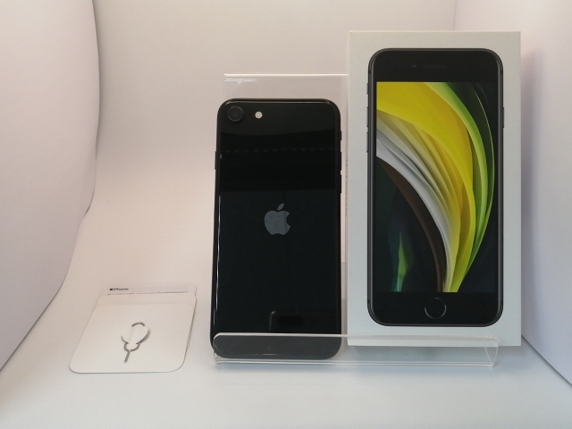 【中古】Apple au 【SIMロック解除済み】 iPhone SE（第2世代） 64GB ブラック MHGP3J/A（後期型番）【川崎駅前】保証期間１ヶ月【ランクB】_7