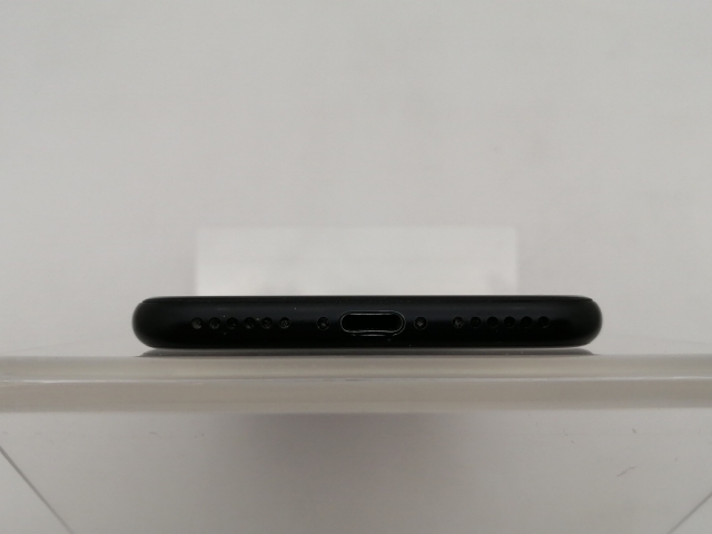 【中古】Apple docomo 【SIMロック解除済み】 iPhone SE（第2世代） 128GB ブラック MHGT3J/A（後期型番）【なんば】保証期間１ヶ月【ランクB】_4