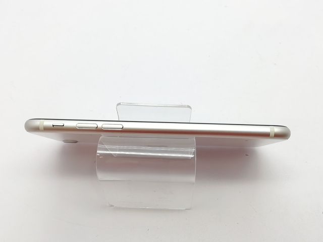 【中古】Apple au 【SIMフリー】 iPhone SE（第3世代） 64GB スターライト MMYD3J/A【立川フロム中武】保証期間１ヶ月【ランクB】_5